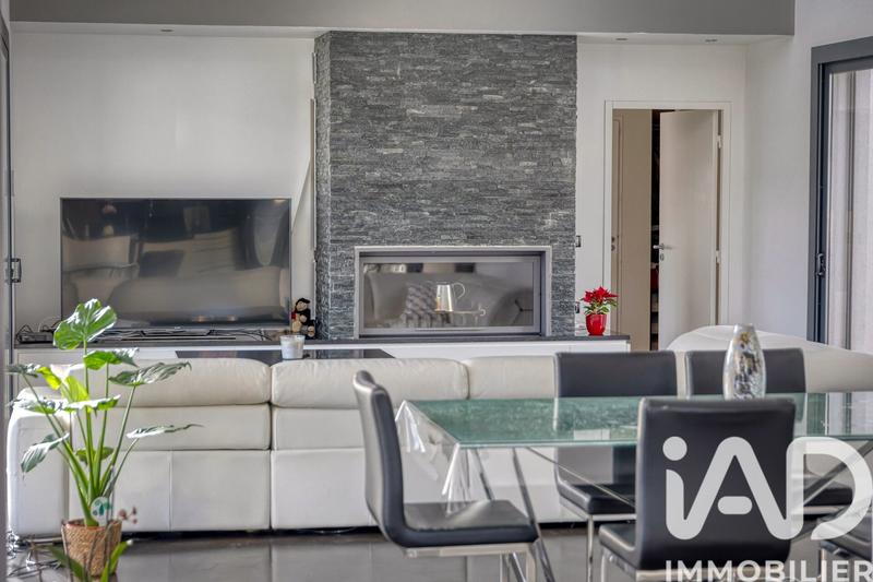 Maison de maîtres - 280 m² - 6 pièces