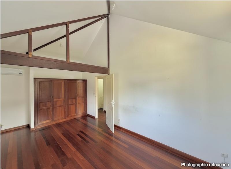 Maison - 111 m² - 5 pièces