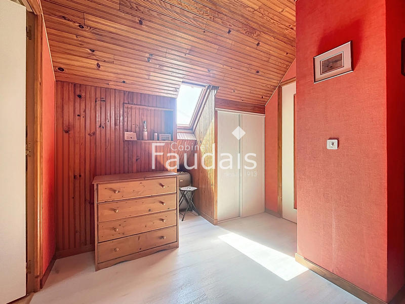 Maison - 151 m² - 6 pièces