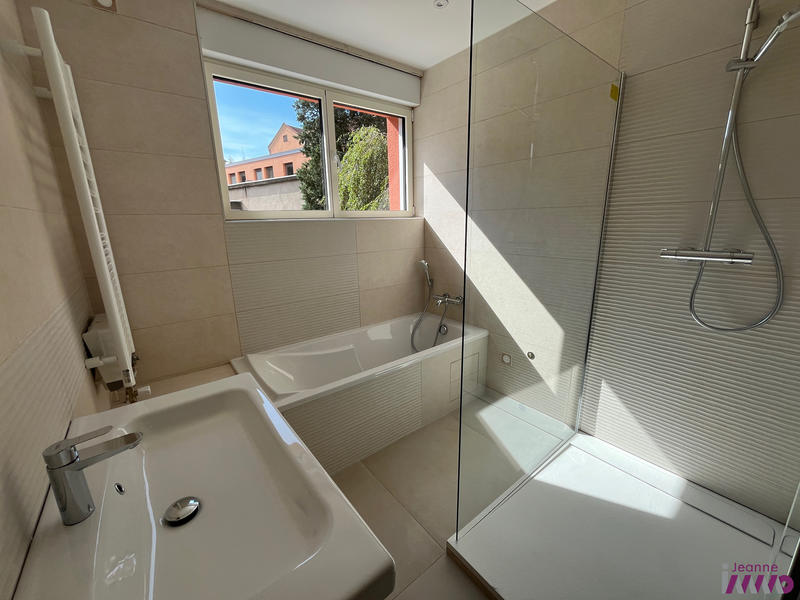 Appartement - 80 m² - 3 pièces