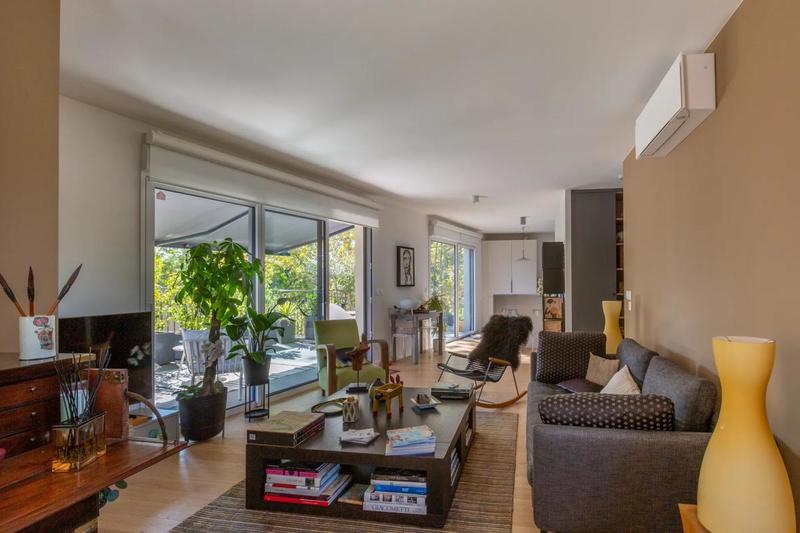 Appartement - 82 m² - 3 pièces