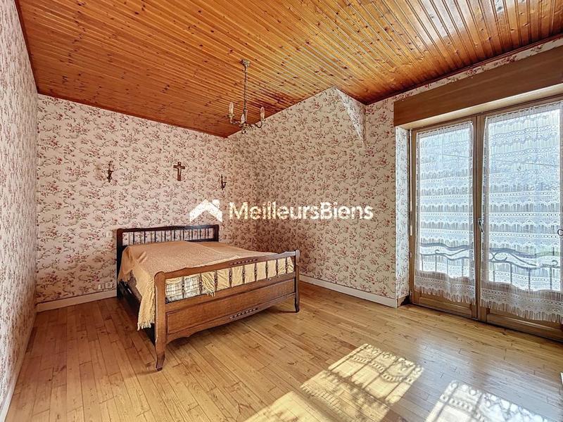 Maison - 87 m² - 6 pièces