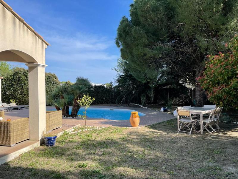 Maison - 159 m² - 7 pièces