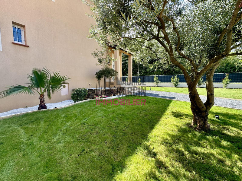 Maison - 203 m² - 7 pièces