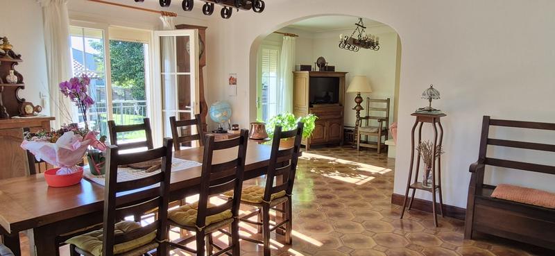 Maison traditionnelle - 130 m² - 6 pièces