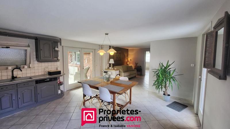 Corps de ferme - 249 m² - 11 pièces