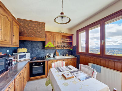 Maison - 125 m² - 5 pièces