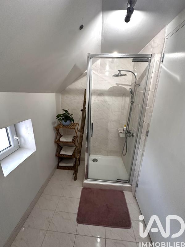 Maison - 142 m² - 7 pièces