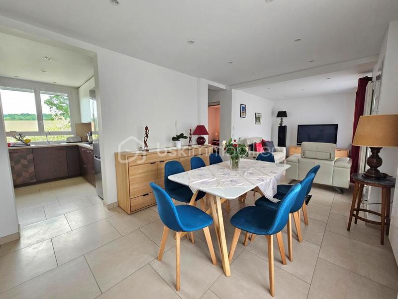 Pavillon - 110 m² - 6 pièces