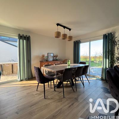 Maison - 140 m² - 7 pièces