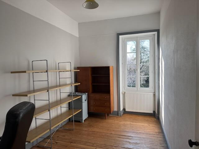 Maison - 187 m² - 6 pièces