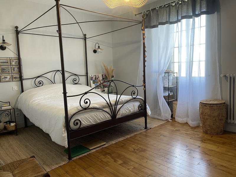 Maison - 228 m² - 7 pièces