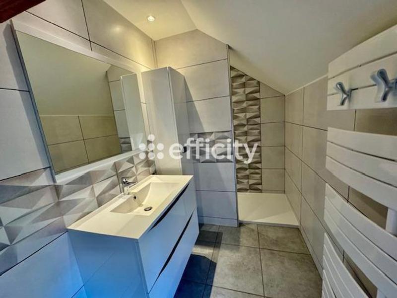 Maison - 130 m² - 7 pièces