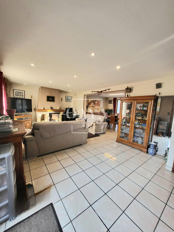 Maison - 110 m² - 5 pièces