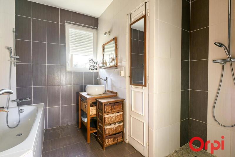 Maison - 110 m² - 5 pièces