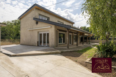 Maison - 190 m² - 5 pièces