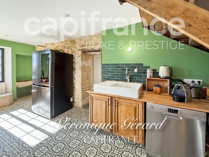 Propriété - 310 m² - 8 pièces