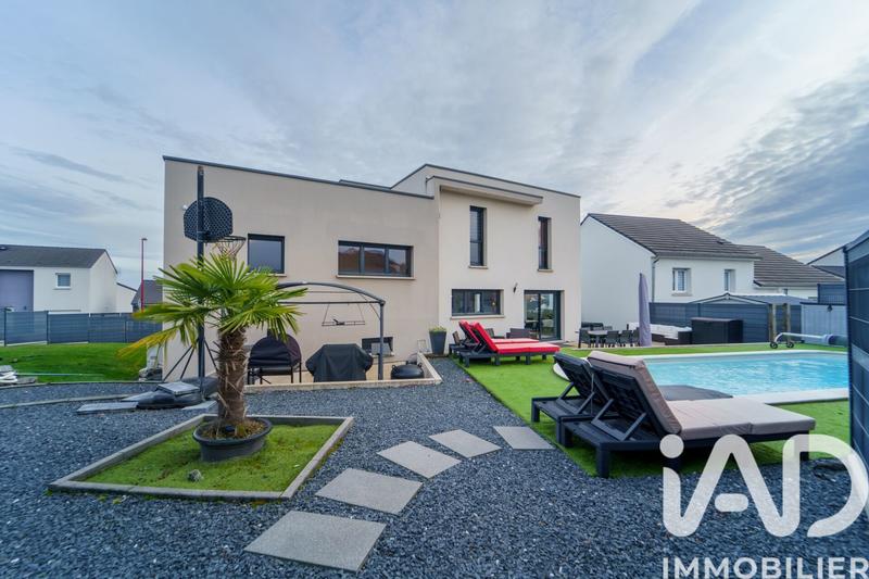 Maison - 141 m² - 6 pièces