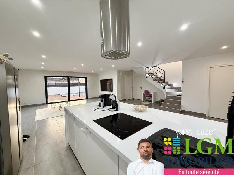 Maison - 170 m² - 7 pièces