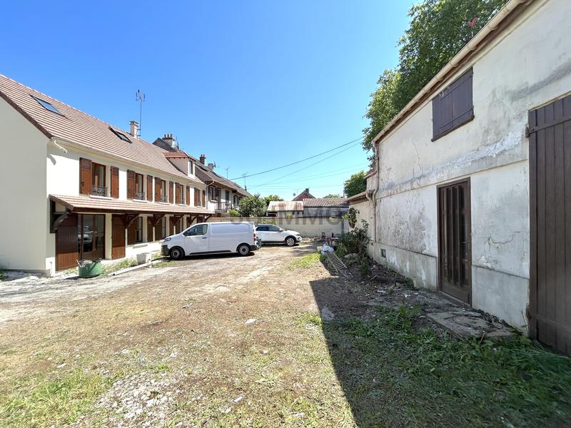 Villa - 130 m² - 8 pièces