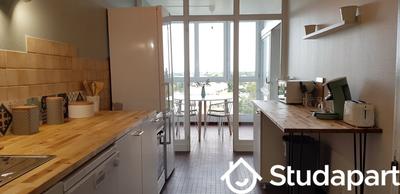 Chambre - 10 m² - 1 pièce