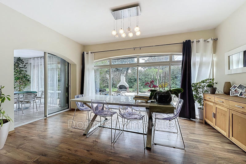 Maison - 136 m² - 6 pièces