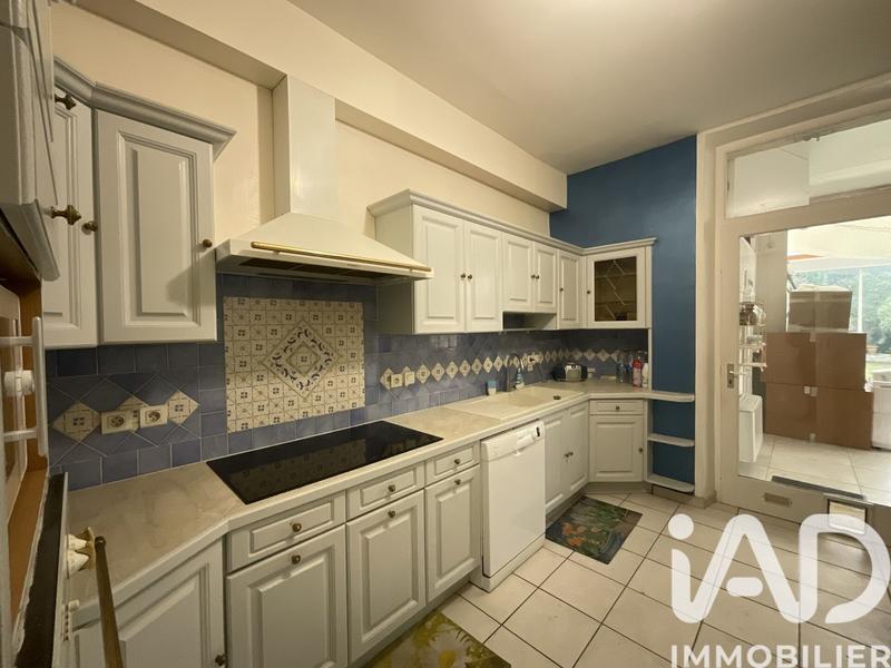 Maison - 188 m² - 7 pièces