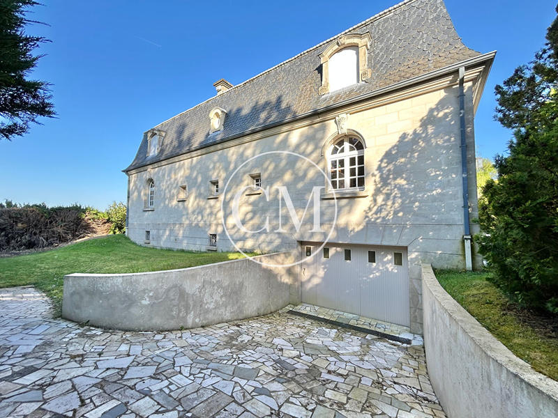 Maison - 174 m² - 6 pièces