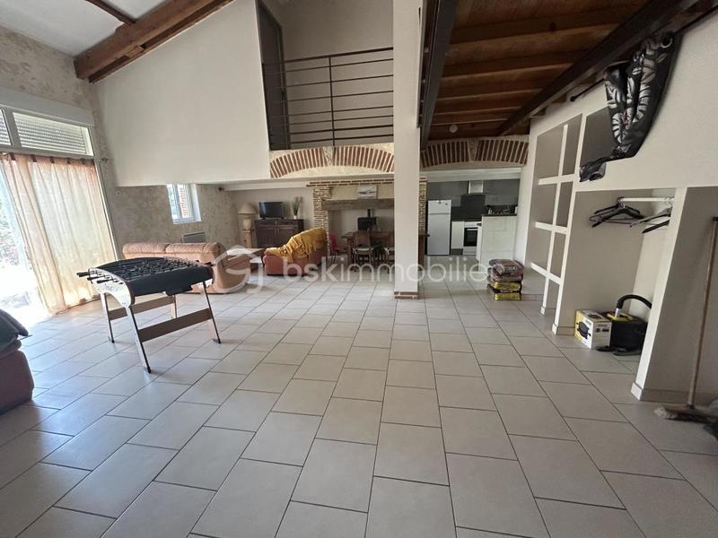 Maison en pierre - 312 m² - 9 pièces