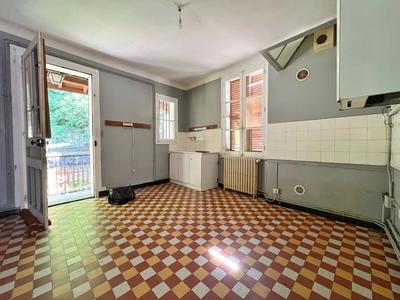 Appartement - 85 m² - 4 pièces