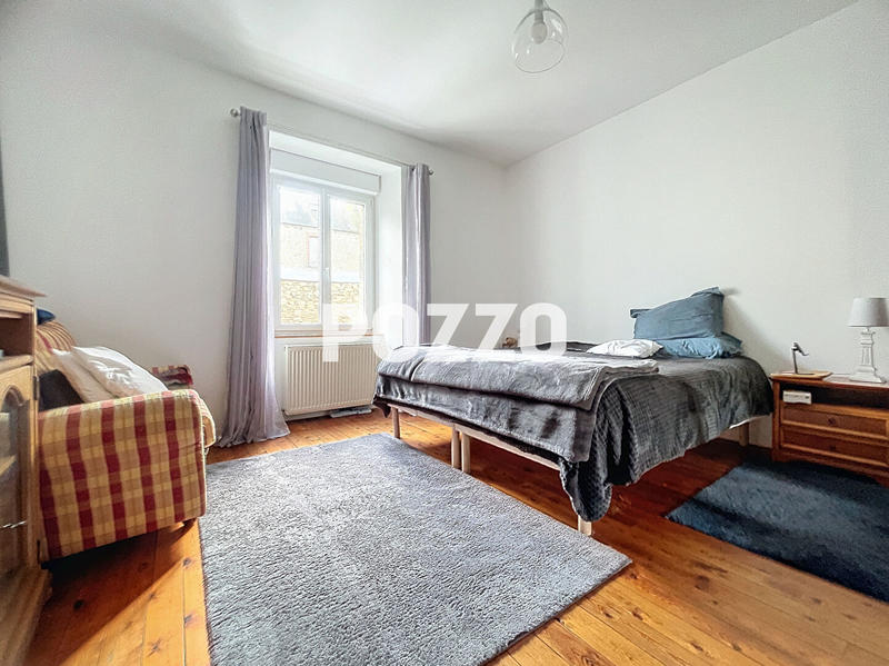 Maison - 272 m² - 7 pièces