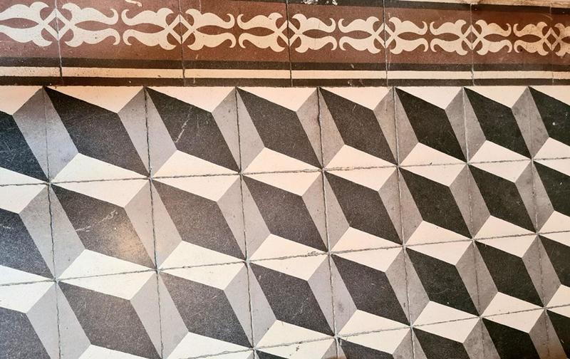 Maison - 210 m² - 6 pièces