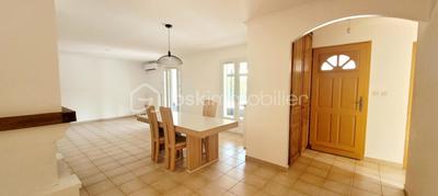 Maison - 157 m² - 6 pièces