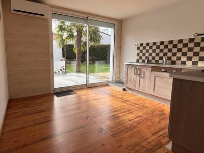 Maison de ville - 82 m² - 4 pièces