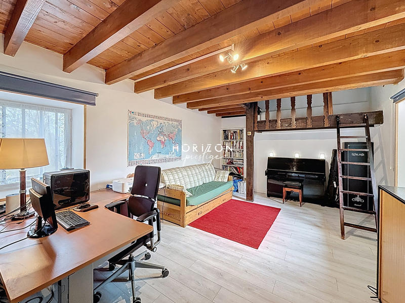 Maison ancienne - 206 m² - 8 pièces