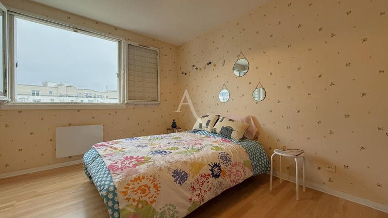 Appartement - 80 m² - 3 pièces