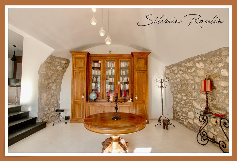 Maison - 282 m² - 8 pièces