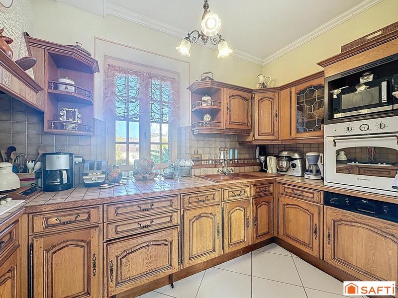 Maison - 172 m² - 6 pièces