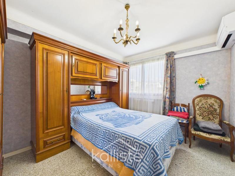 Appartement - 81 m² - 4 pièces