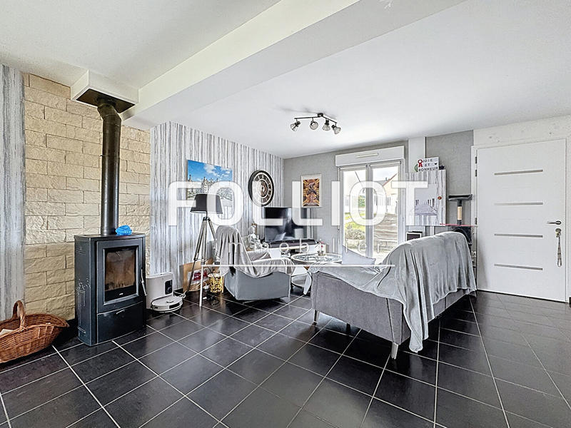 Maison - 102 m² - 6 pièces