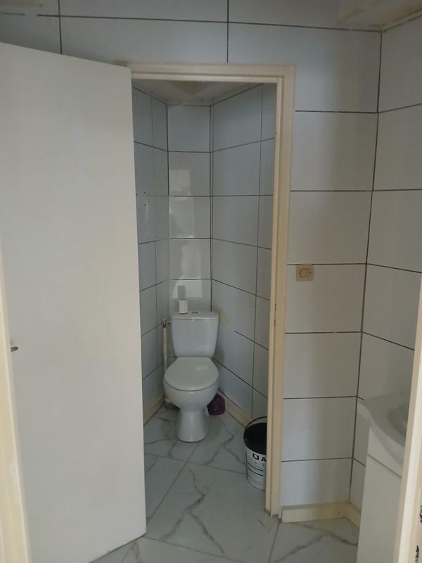 Local commercial - 102 m²