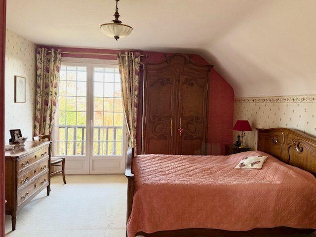 Maison - 157 m² - 7 pièces