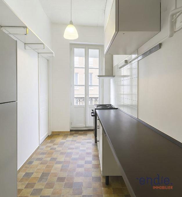 Appartement - 94 m² - 4 pièces