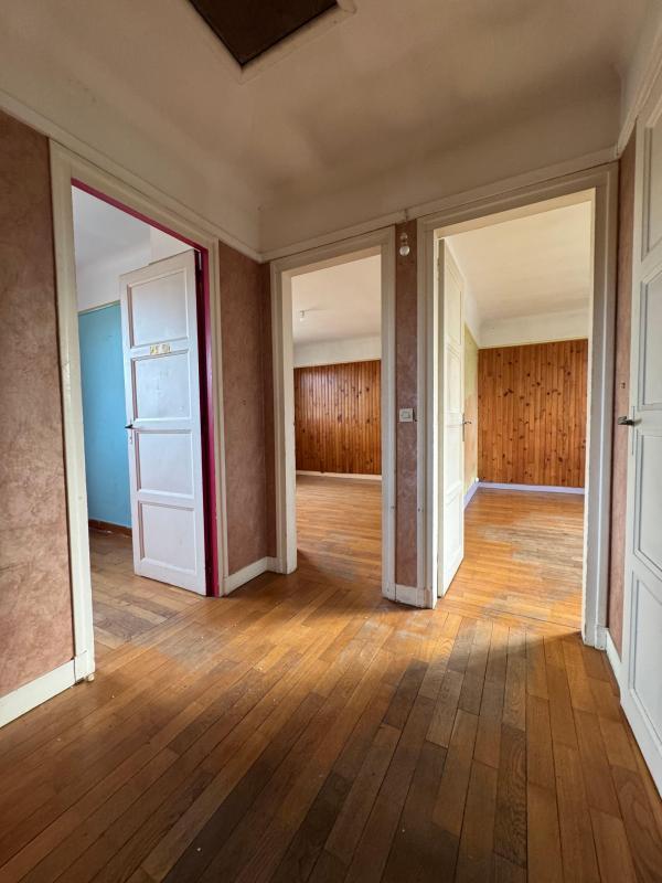 Maison - 99 m² - 4 pièces