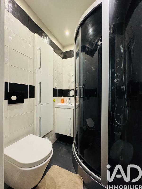 Appartement - 101 m² - 6 pièces