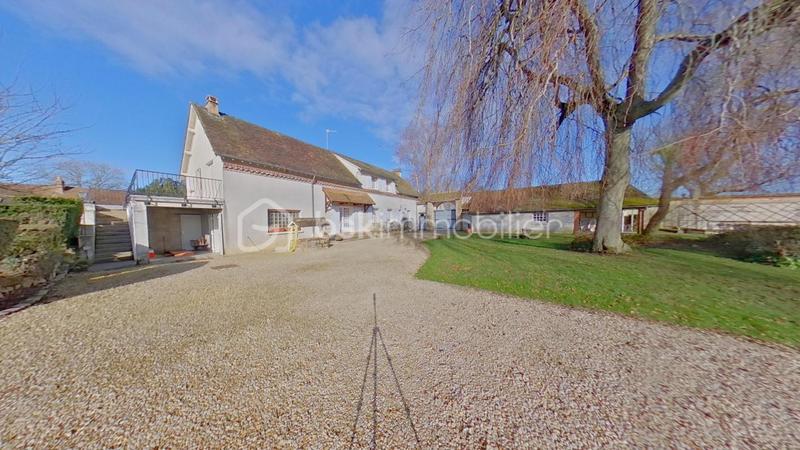 Propriété - 180 m² - 6 pièces