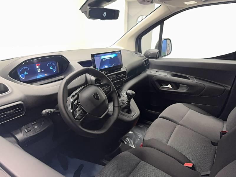 Peugeot Partner Fgn Fourgon m Diesel 100 Ch Manuelle Serie Speciale Pro Skill