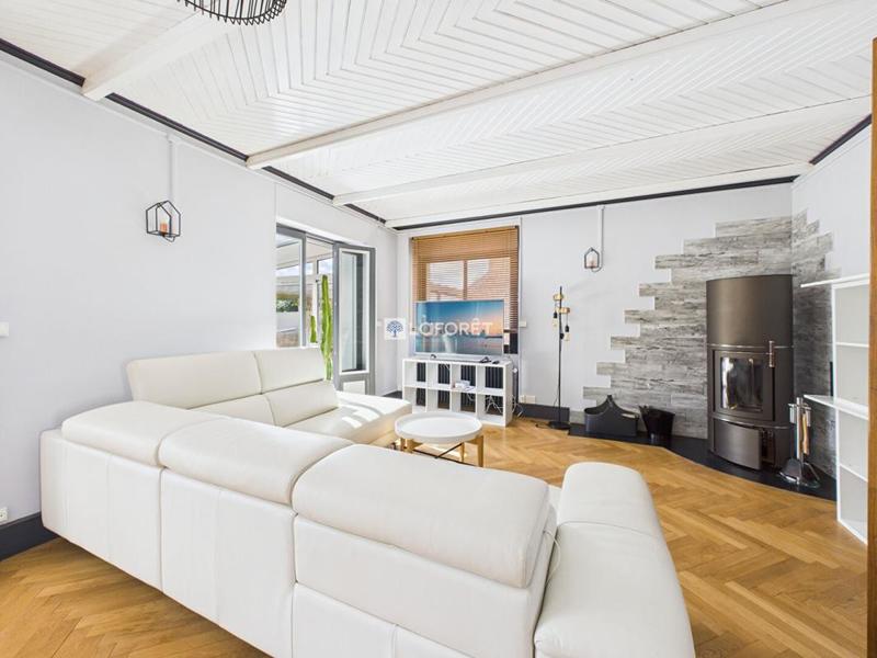 Maison - 224 m² - 6 pièces