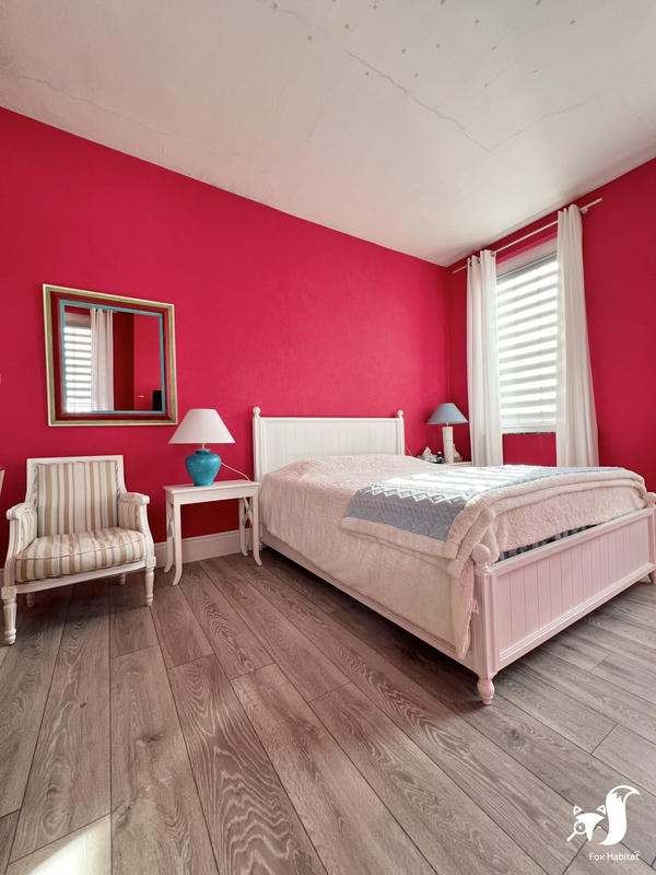 Maison - 186 m² - 7 pièces