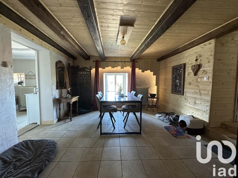 Maison - 127 m² - 7 pièces